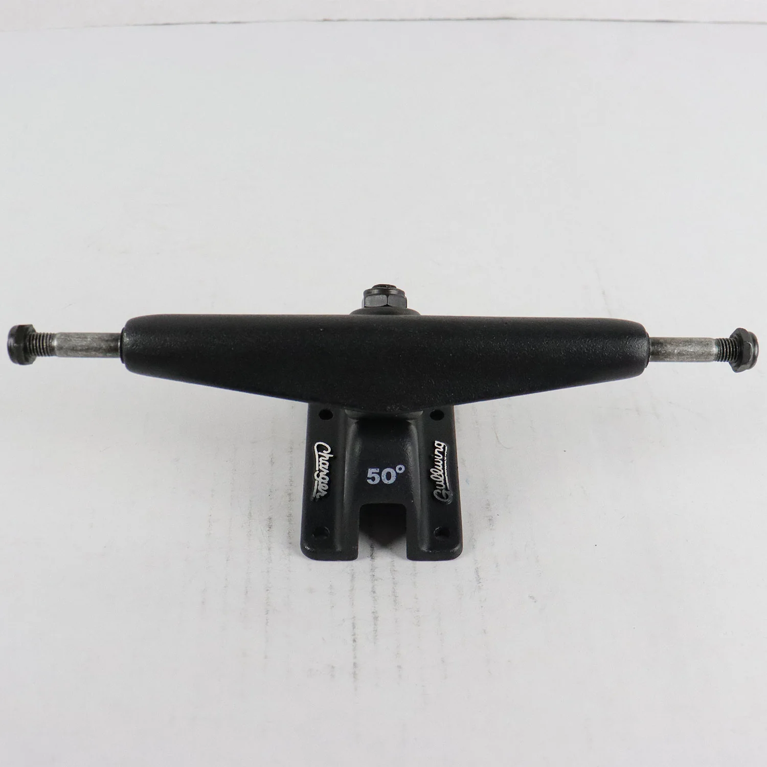 Single Longboard Truck Gullwing Charger Black 9" Axle - Image 2