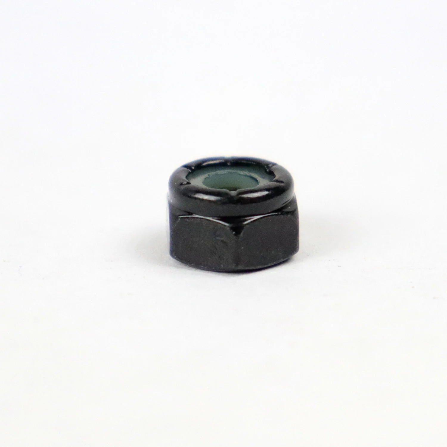 TGM Skateboards Mounting Hardware 1.125" Phillips Nuts and Bolts - Image 4