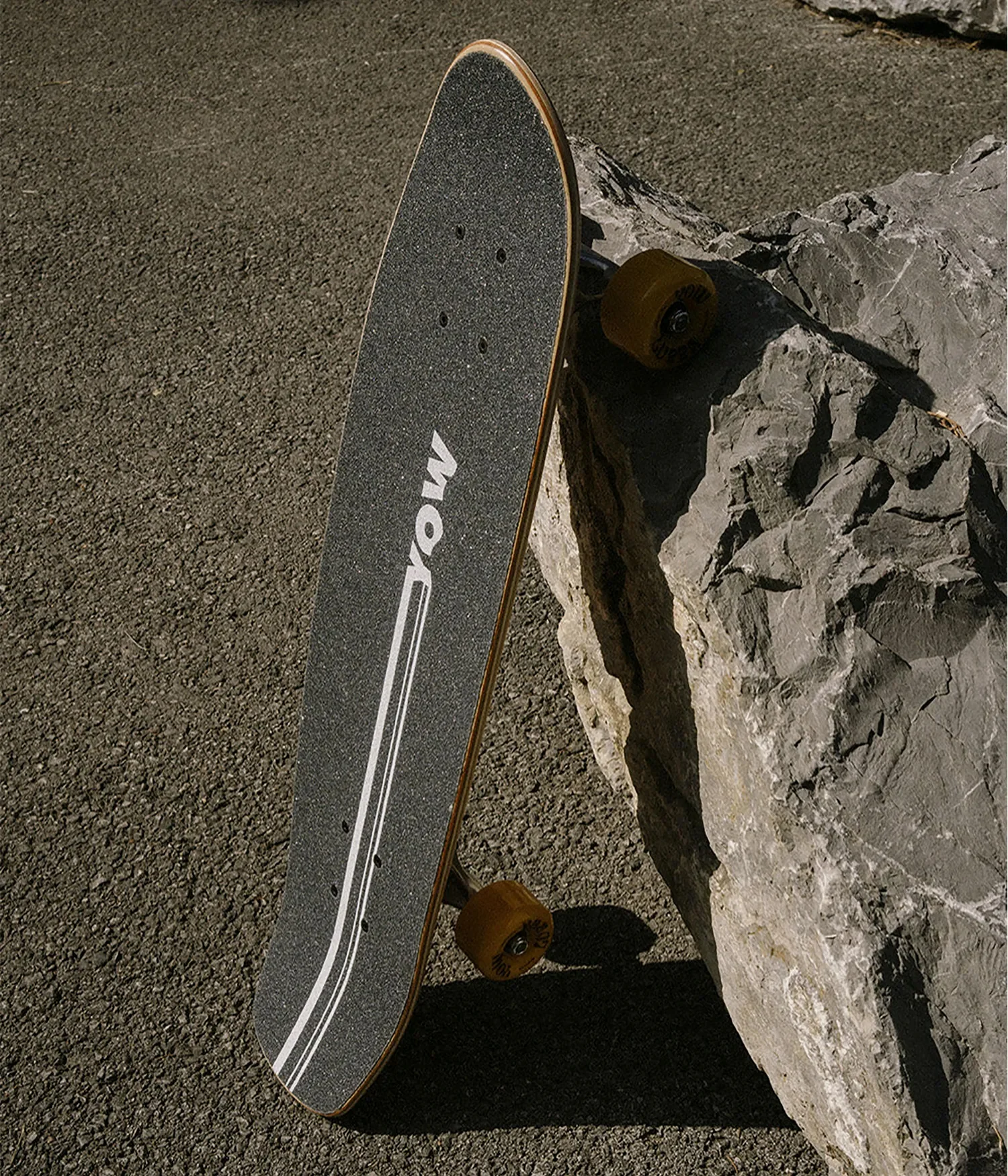 YOW Skateboard Surf Cruiser Complete Vermont 7.6" x 28.5" Natural/Orange - Image 5